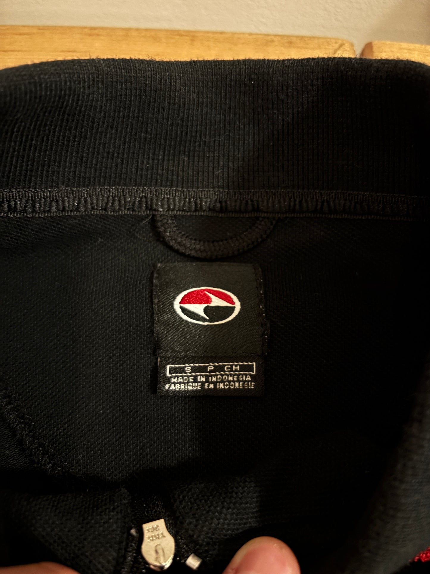 1990s Vintage Nike Tiger Woods Yin Yang Logo Pullover Polo Black