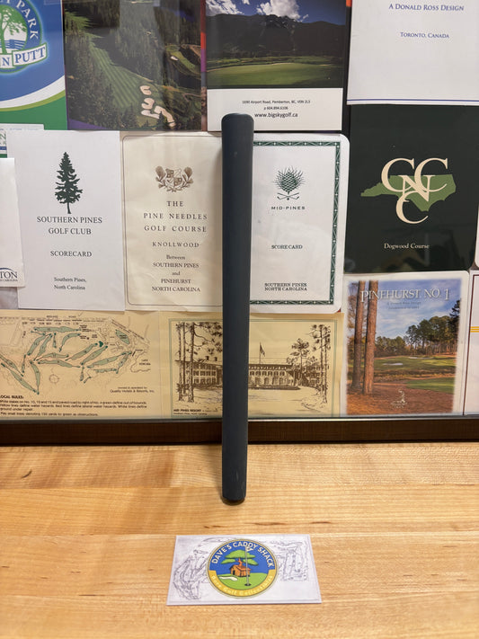 2020s Scotty Cameron Pistolini Grip Gray