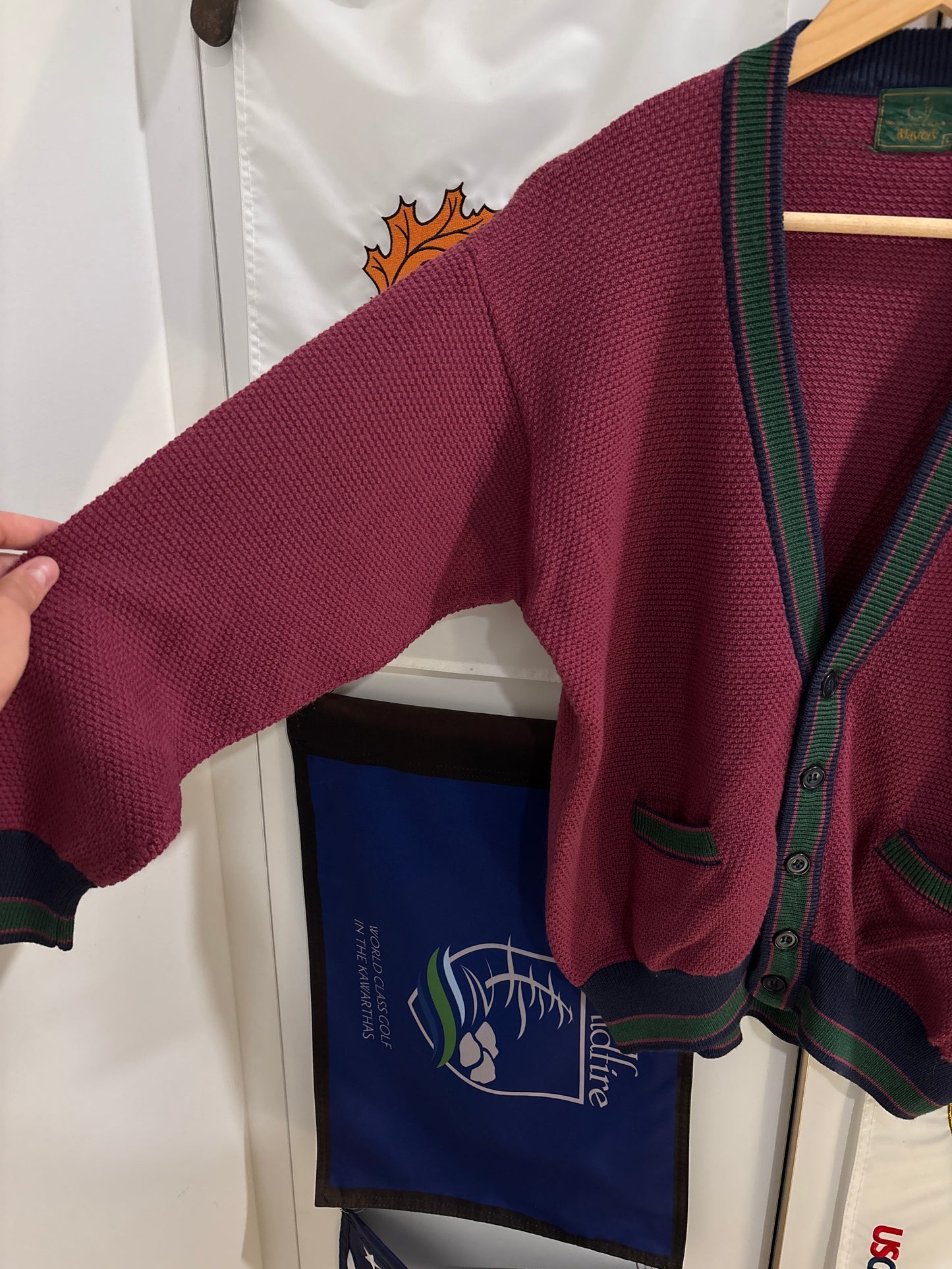 1990s Vintage Masters Augusta National Cardigan Sweater Burgundy