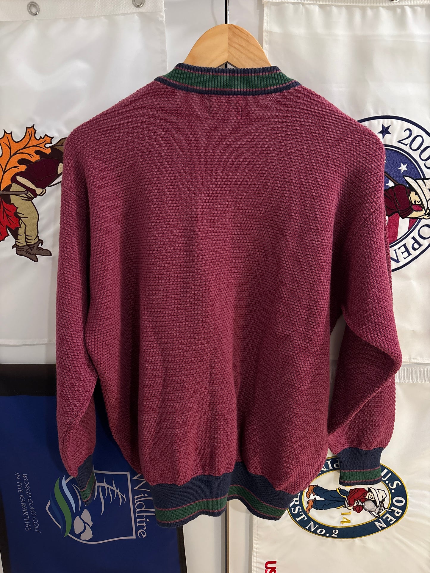 1990s Vintage Masters Augusta National Cardigan Sweater Burgundy