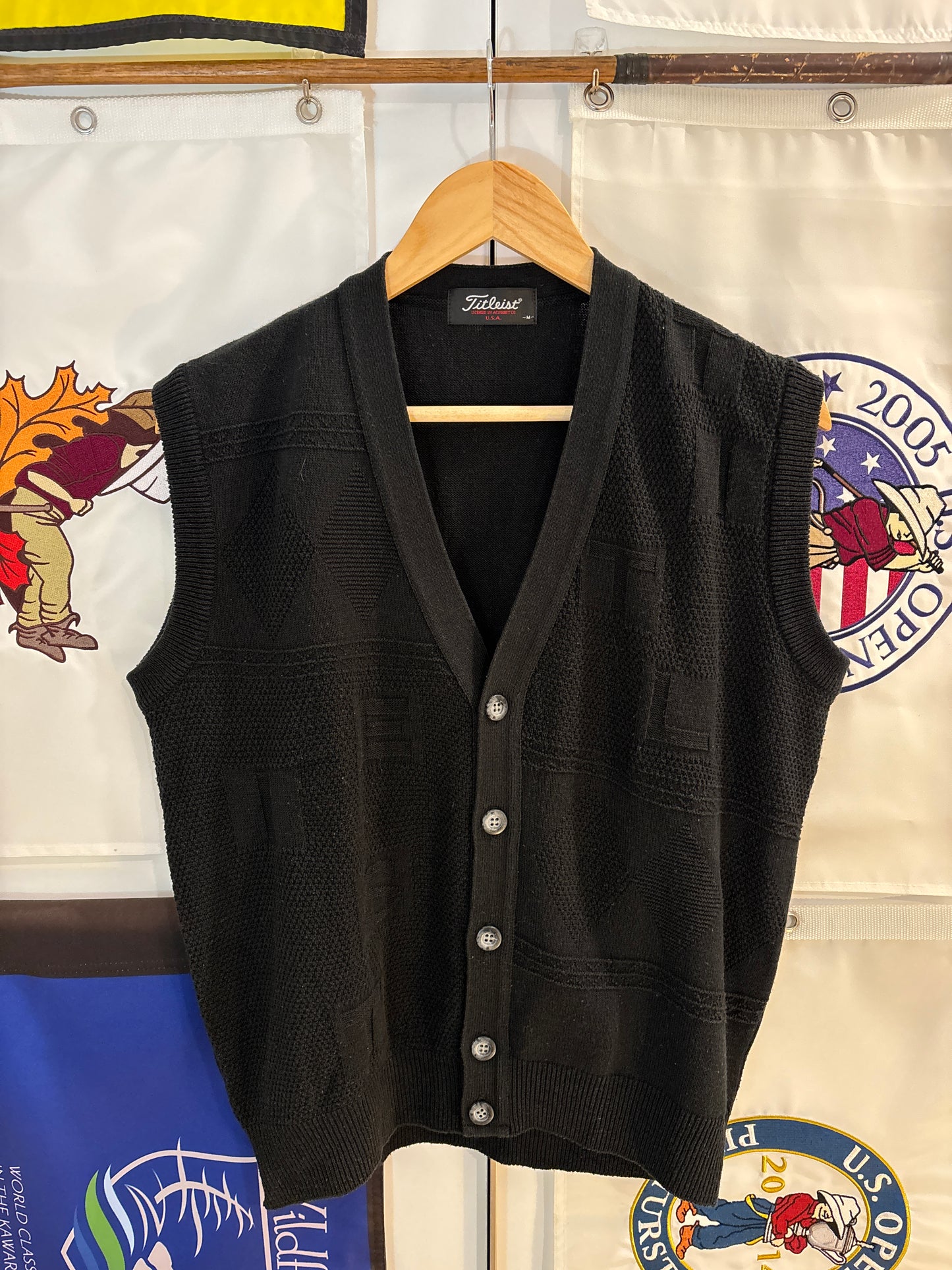 1990s Vintage Titleist Spell Out Sweater Vest Black