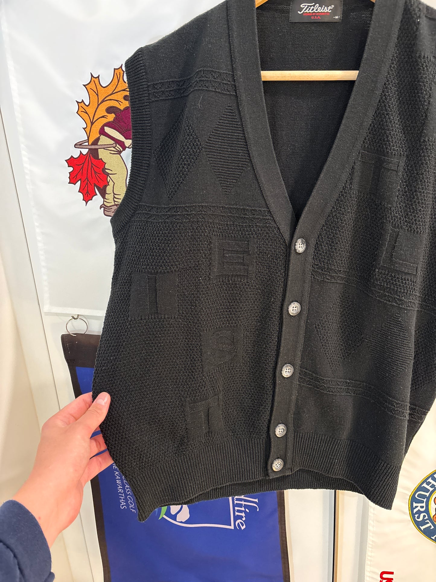 1990s Vintage Titleist Spell Out Sweater Vest Black