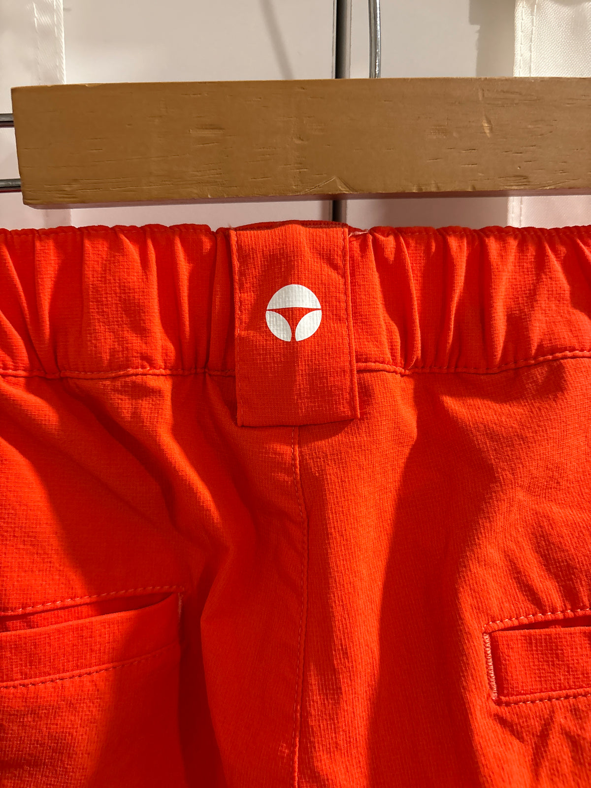 Taylormade Retro Classic Logo Shorts Orange/Navy