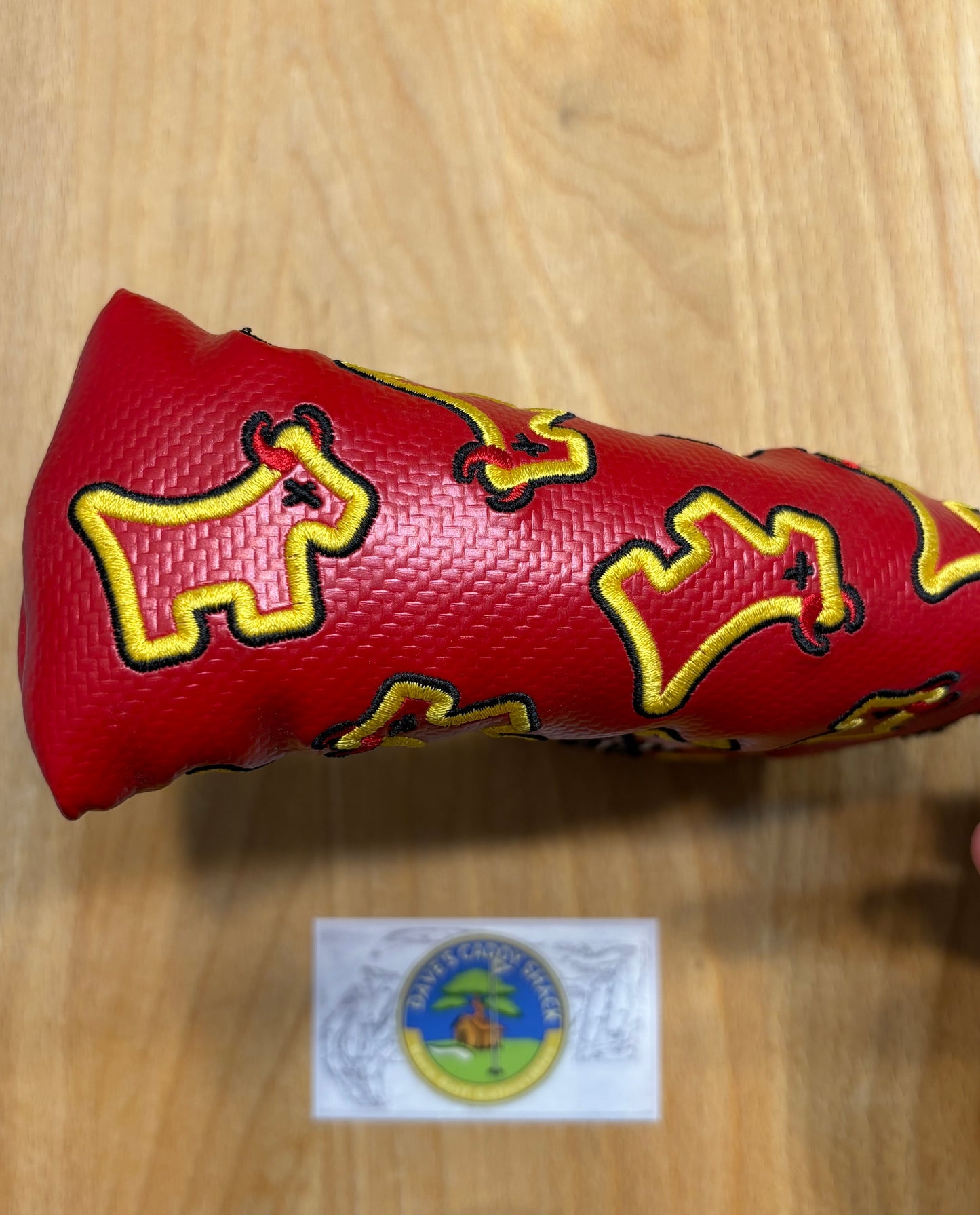 2010 Scotty Cameron Custom Shop Dancing Junk Yard Dog Red Signed Headcover