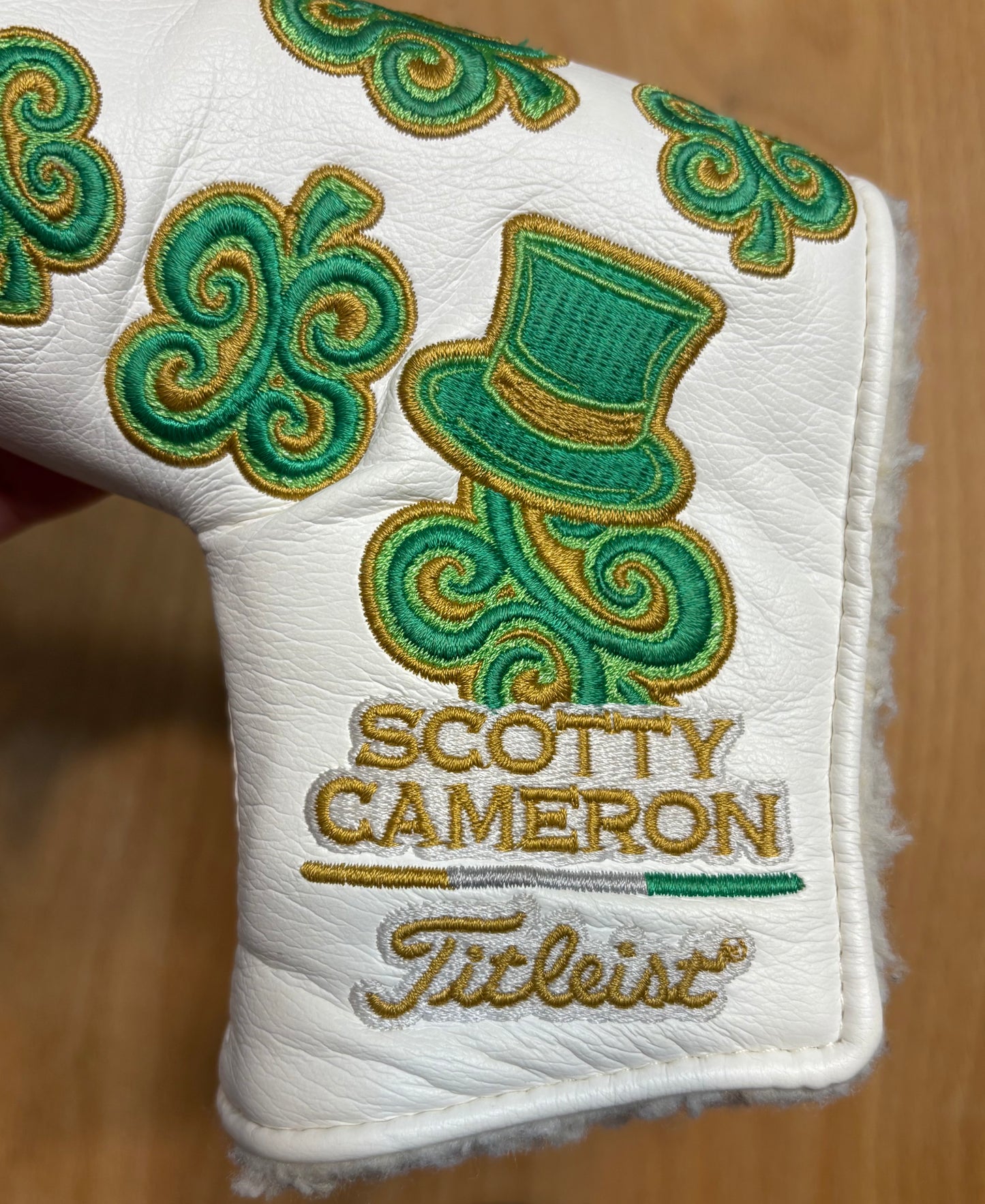 2011 Scotty Cameron St Patricks Day Dancing SC Clovers White Headcover