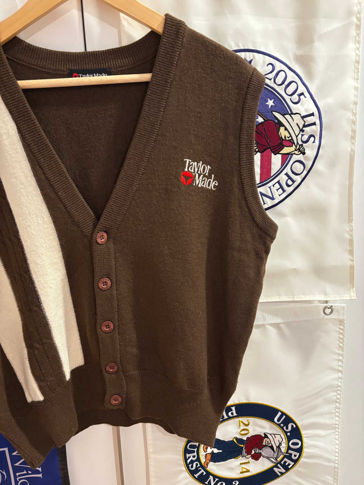 1990s Vintage TaylorMade Classic Logo Wool Knit Sweater Brown/White