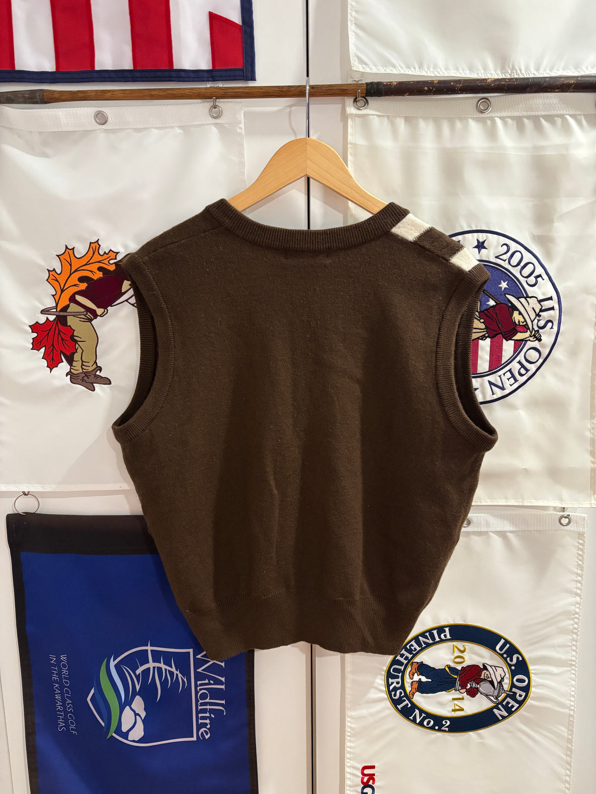 1990s Vintage TaylorMade Classic Logo Wool Knit Sweater Brown/White