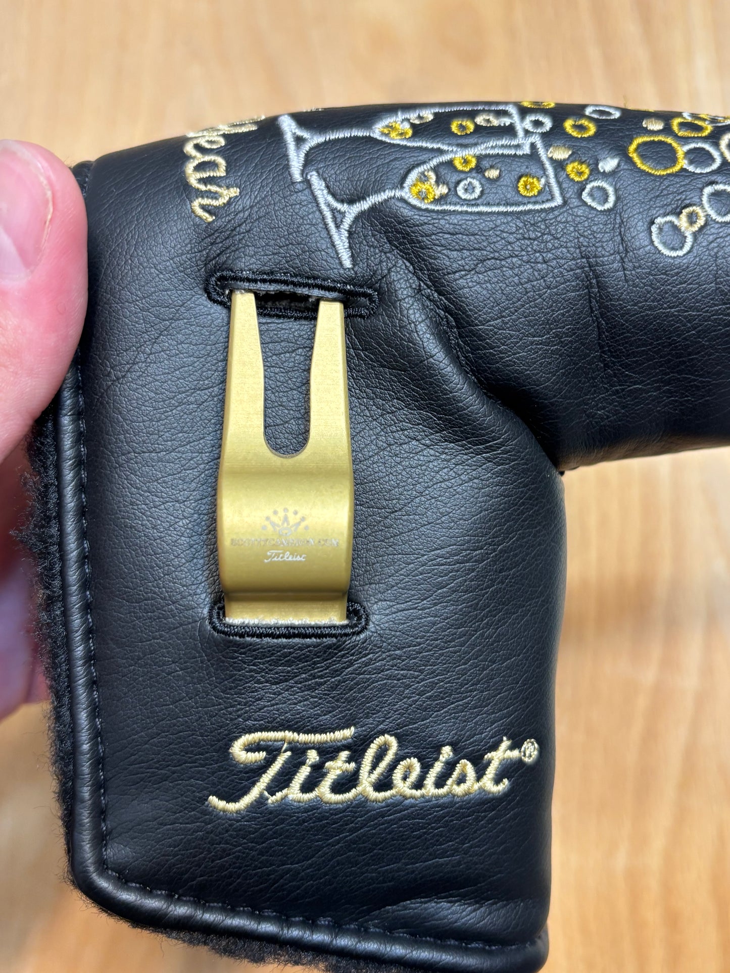 2004 Scotty Cameron Cheers 2004/Toast to the New Year Headcover