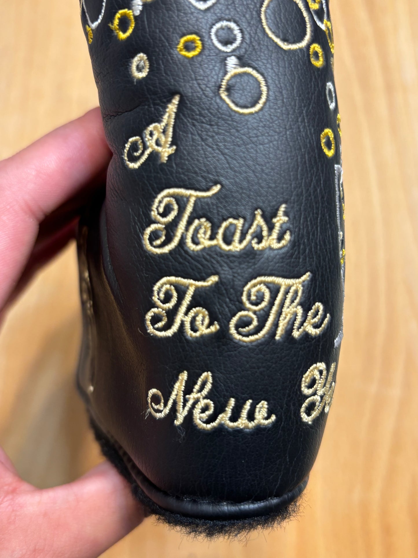 2004 Scotty Cameron Cheers 2004/Toast to the New Year Headcover