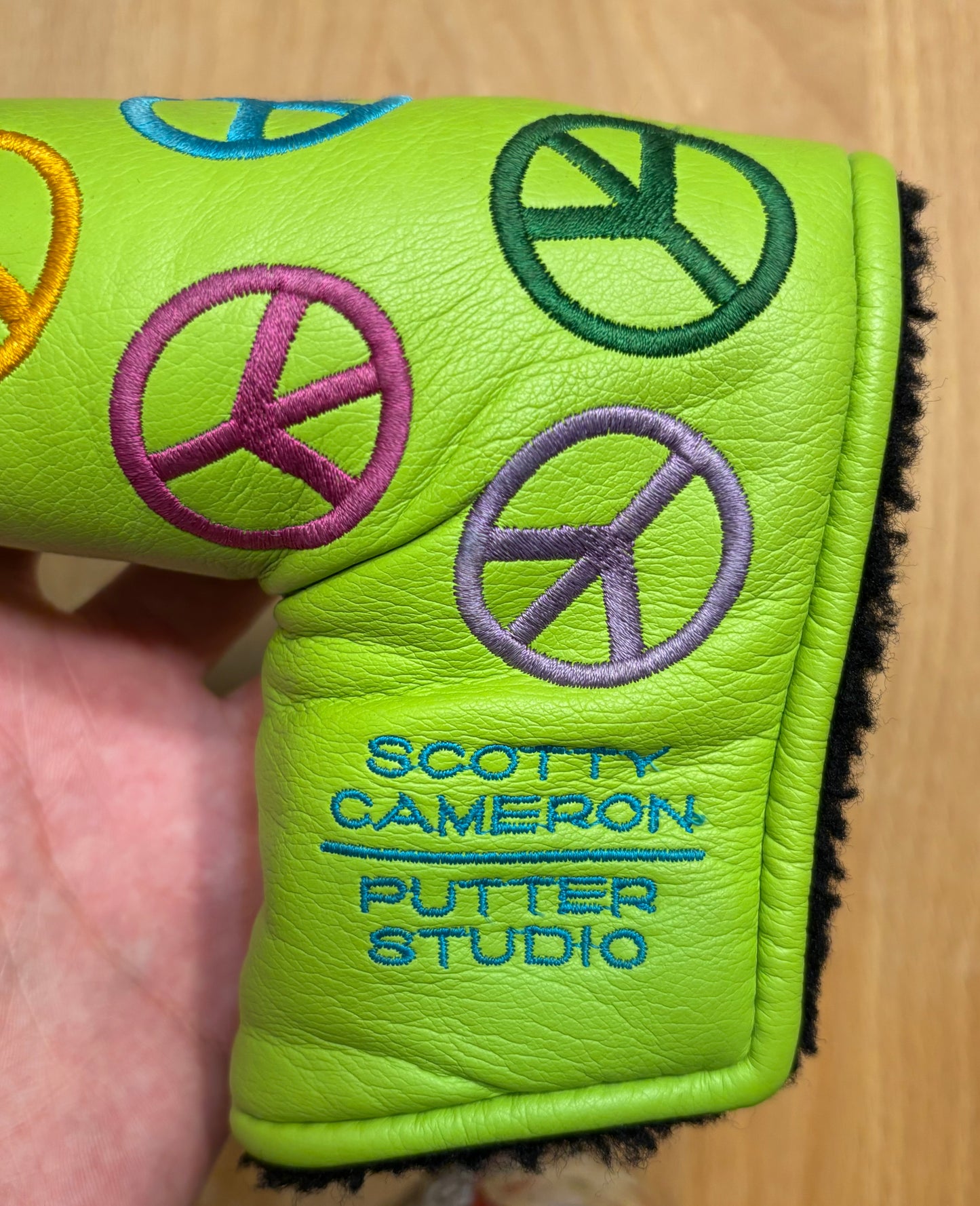 2003 Scotty Cameron Peace Sign Headcover