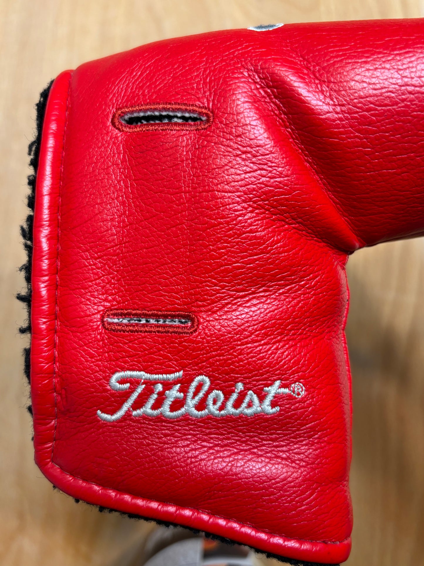 2002 Scotty Cameron Studio Stainless Red Headcover