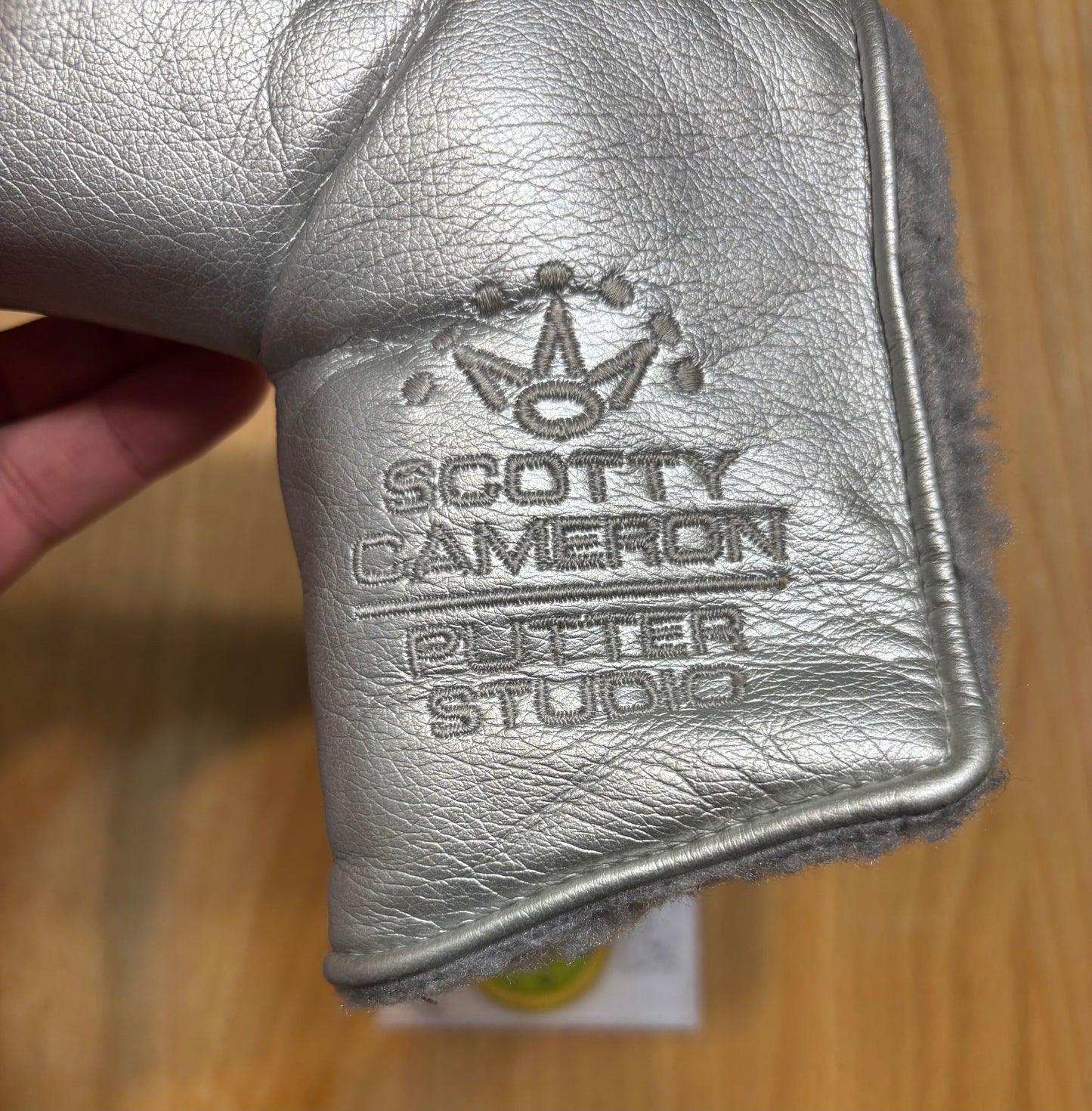 2008 Scotty Cameron Newport Silver Cherry Dot Headcover