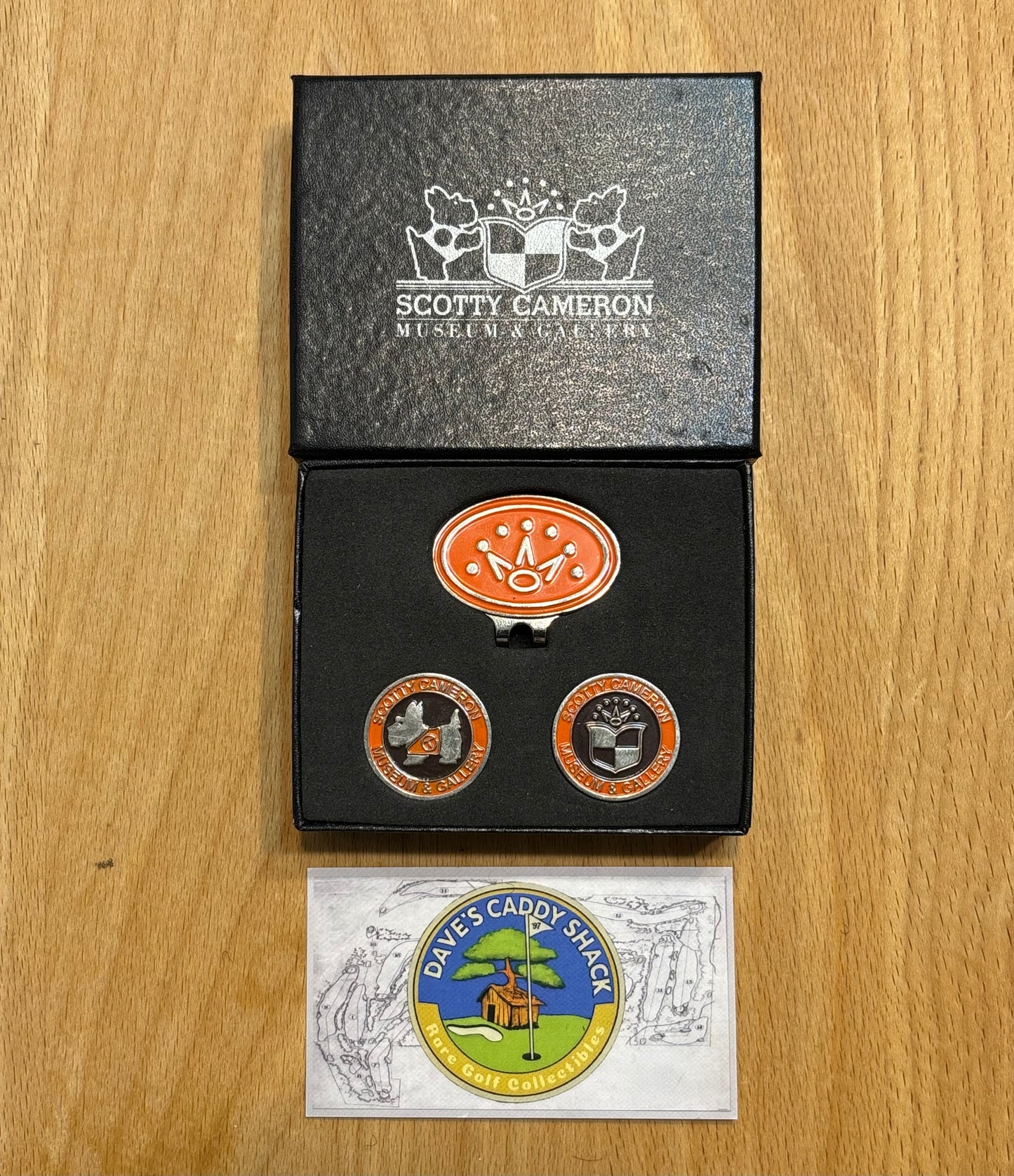 2007 Scotty Cameron Museum & Gallery Dog Ball Marker/Hat Clip