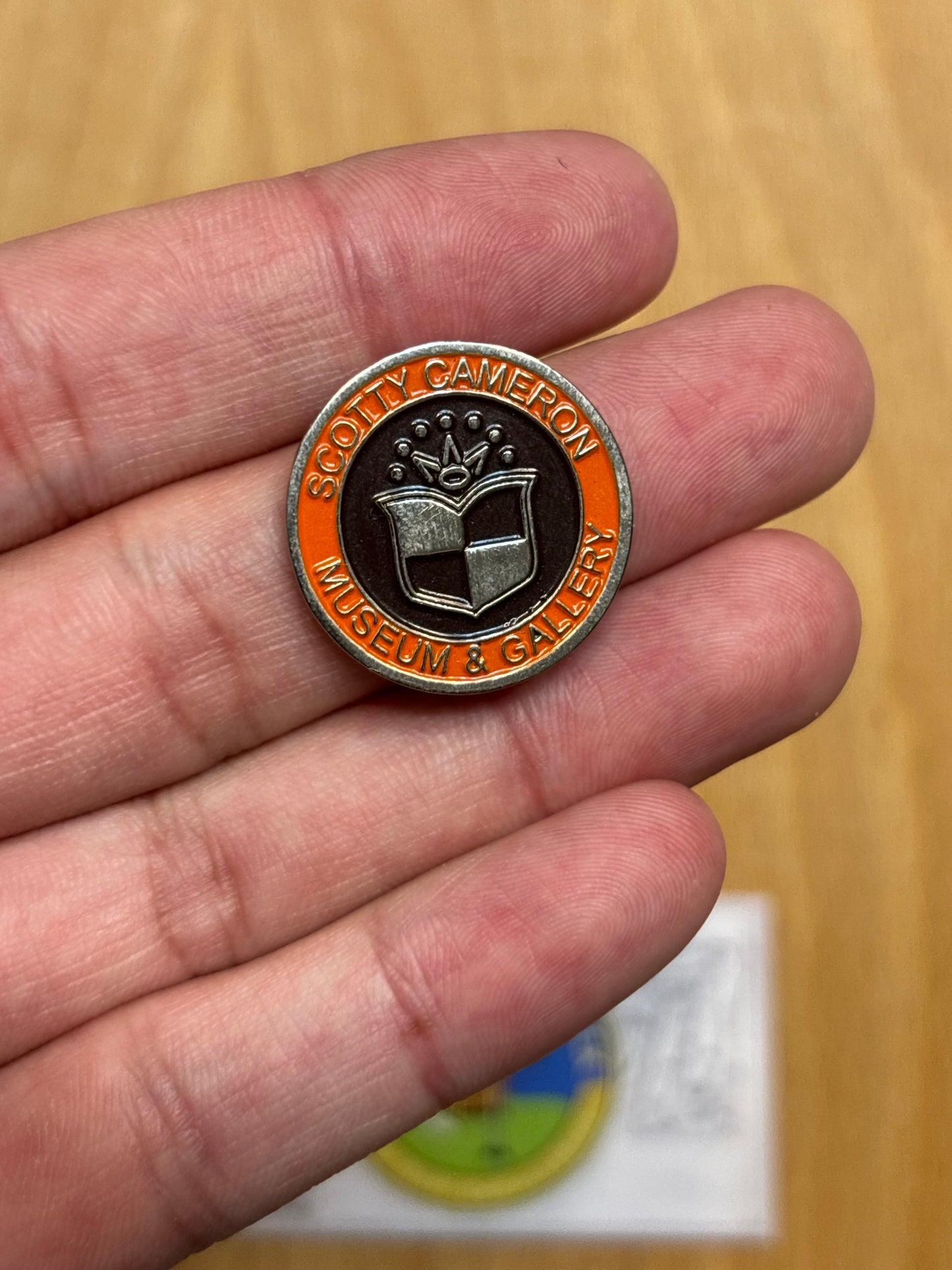 2007 Scotty Cameron Museum & Gallery Dog Ball Marker/Hat Clip