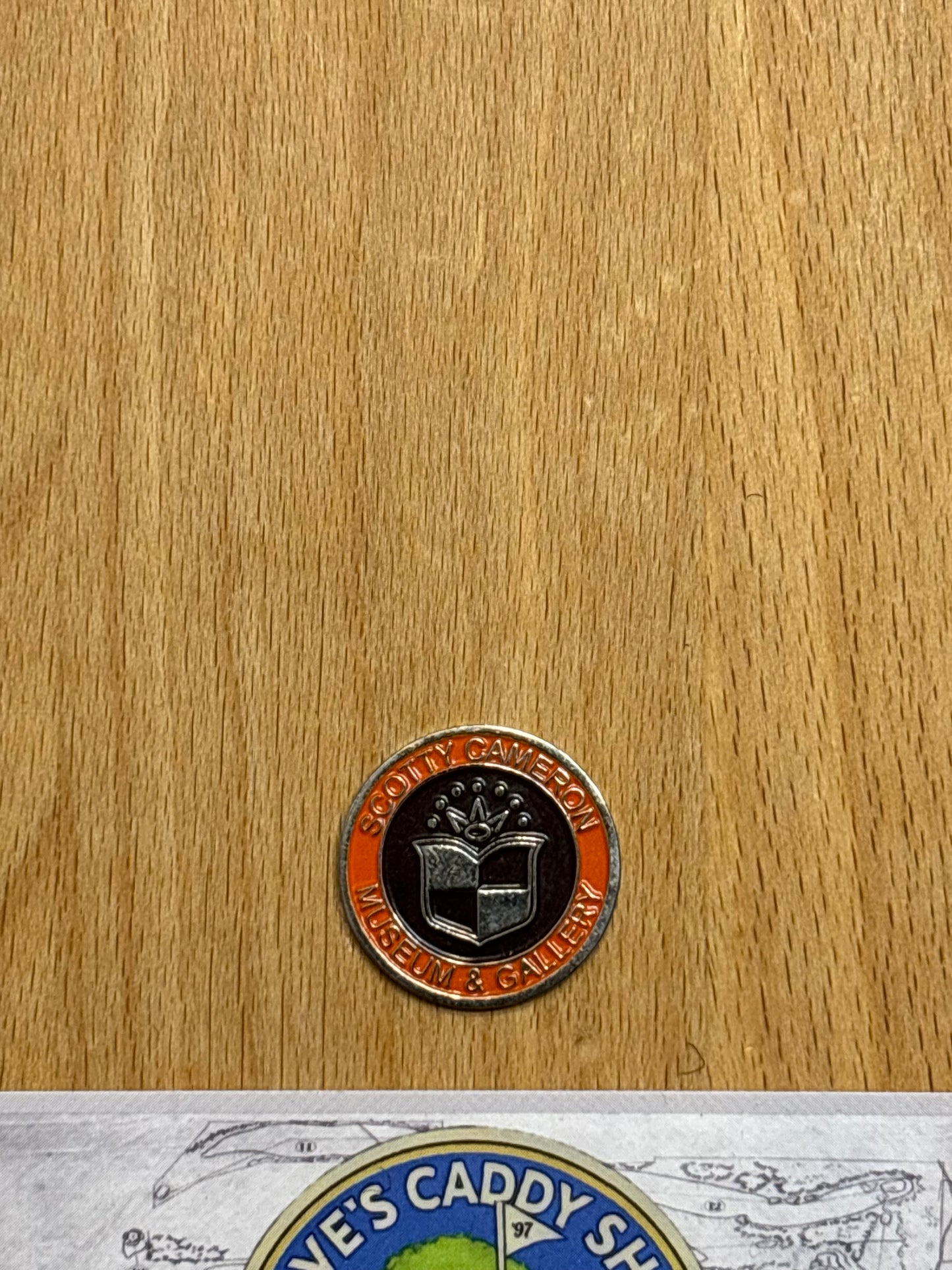 2007 Scotty Cameron Museum & Gallery Dog Ball Marker/Hat Clip