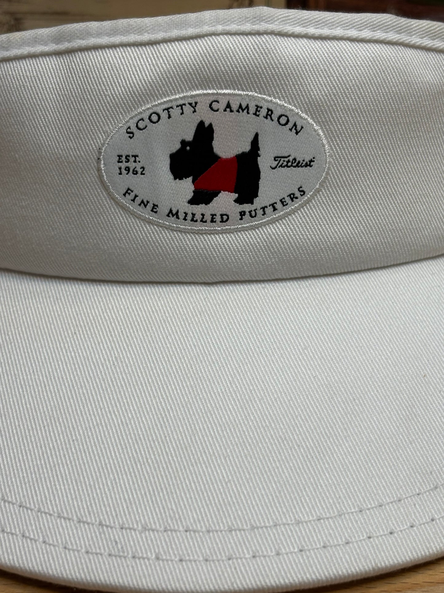 2000s Scotty Cameron Scotty Dog Japan Museum & Gallery Visor White