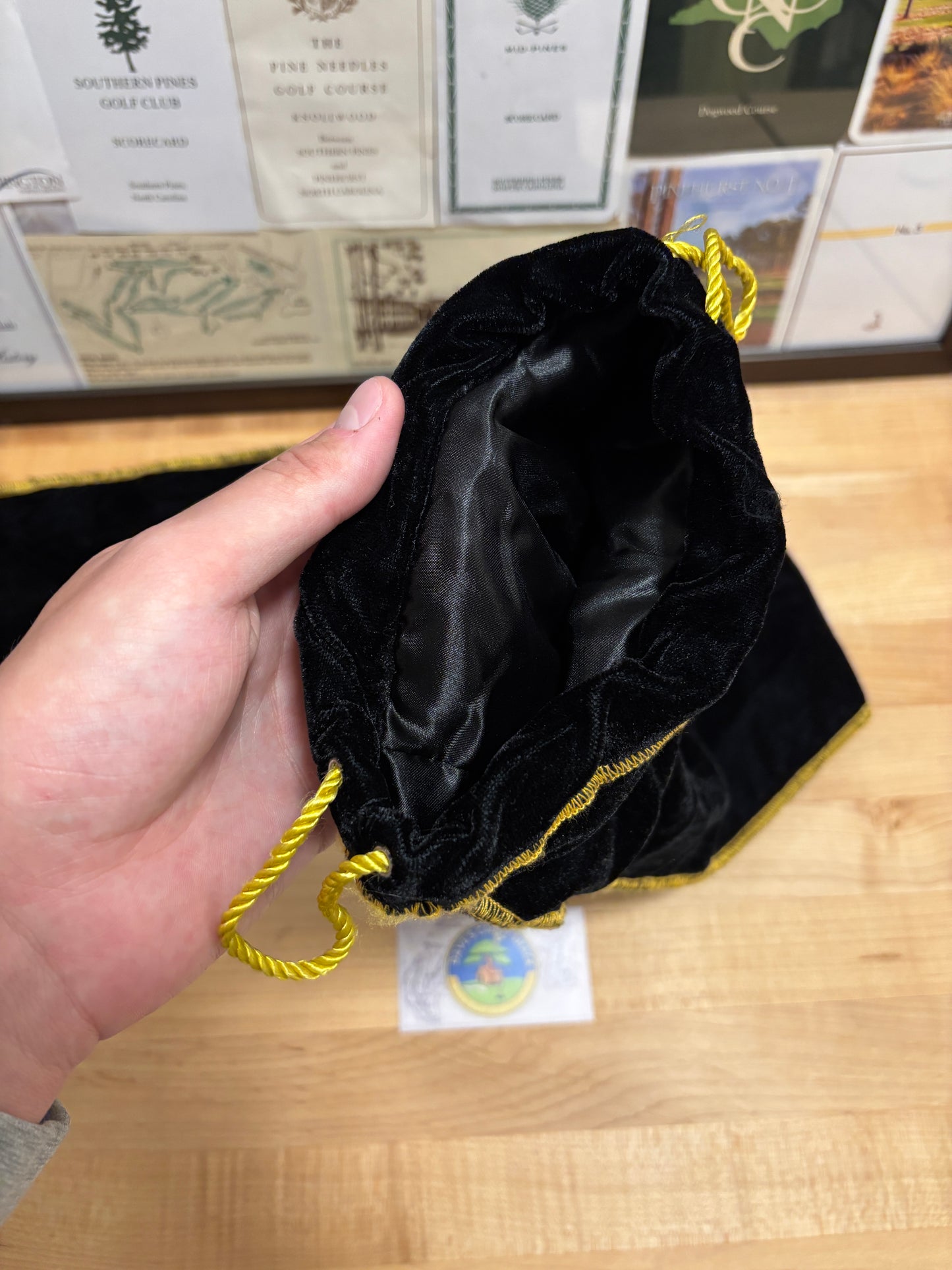 2011 Scotty Cameron Japan Gallery and Museum Velvet Putter Bag