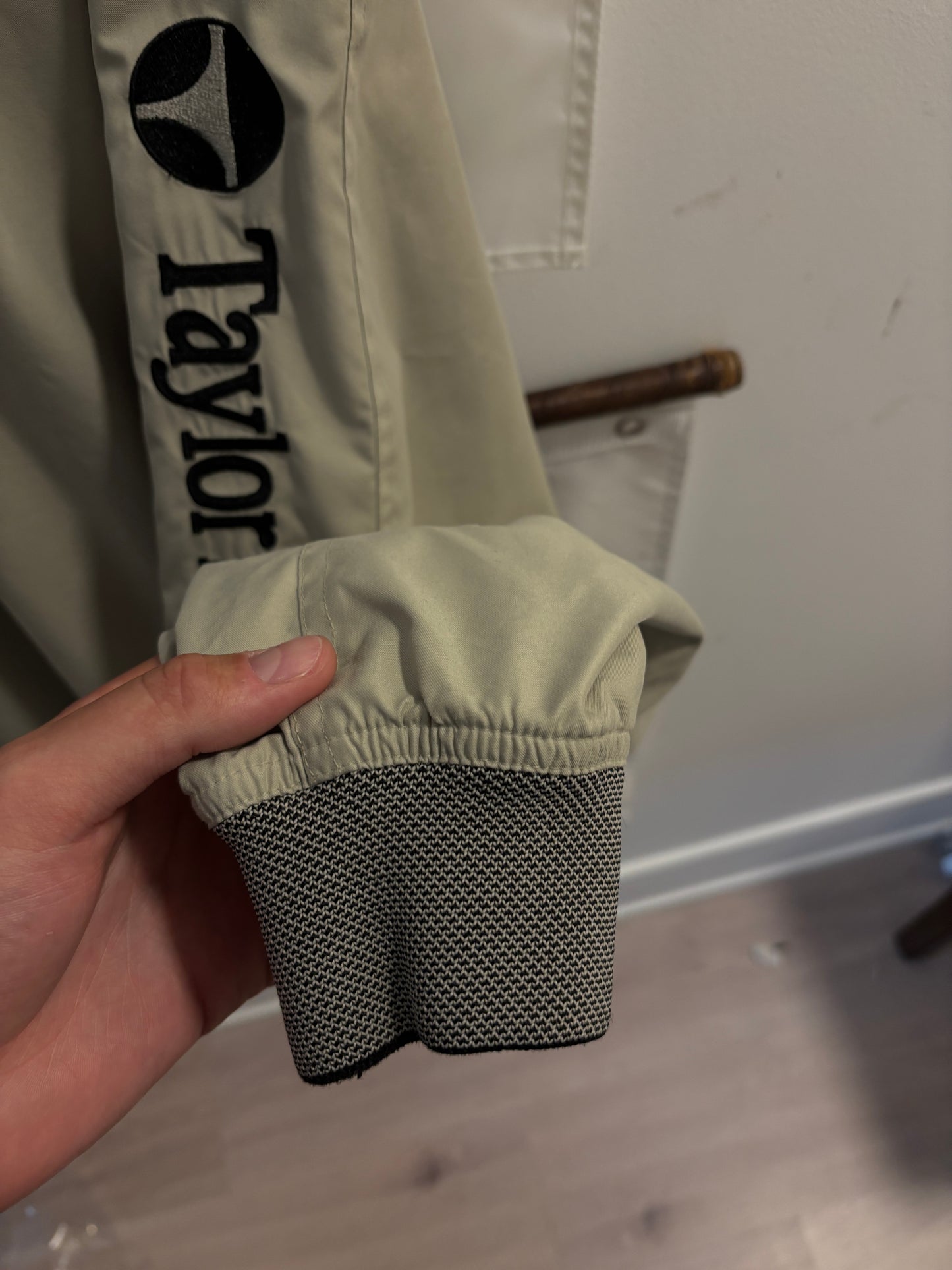 1990s Vintage Taylormade Classic Logo Sleeve Windbreaker